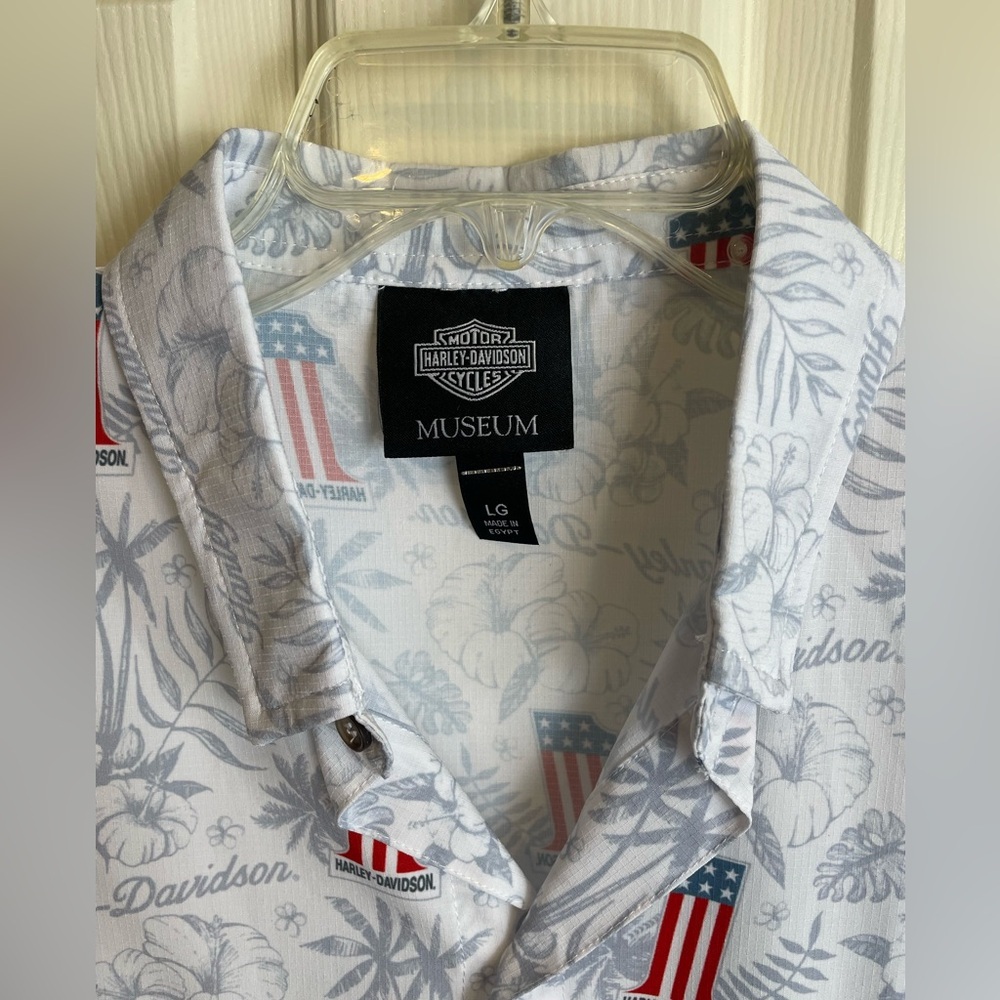 Harley-Davidson Men's White Short Sleeve Americana Hawaiian Shirt - Picture 4 of 12